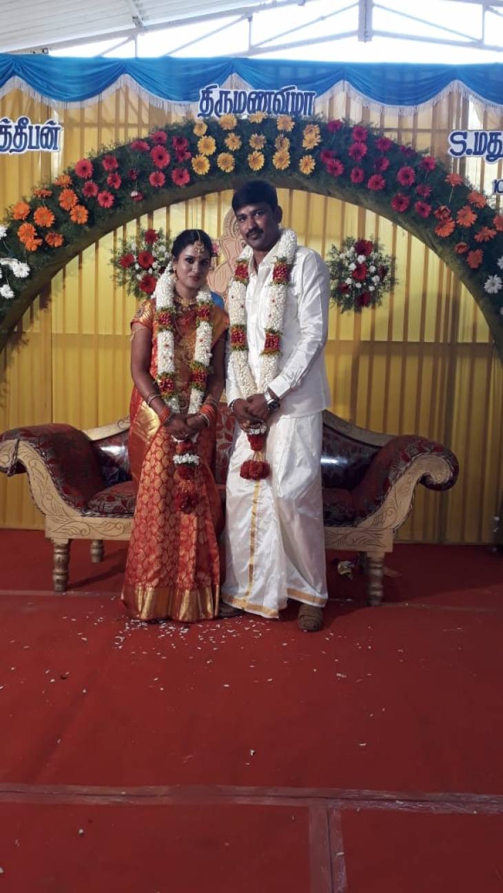 திருமண வாழ்த்துகள்- பொள்ளாச்சி - செல்வன்.பொ.பார்த்தீபன்- செல்வி.மதுரூபா
