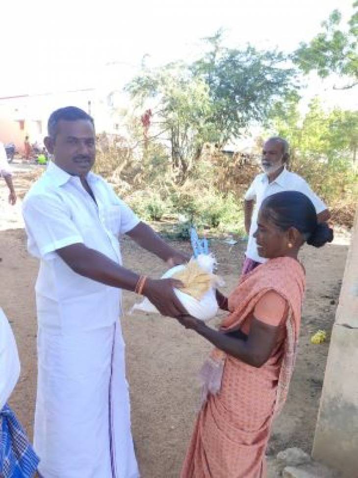 200 உடல் ஊனமுற்றோர் துயர்துடைத்தார் ஊ.ம.தலைவர்-திரு.ஞானபாண்டியன்.