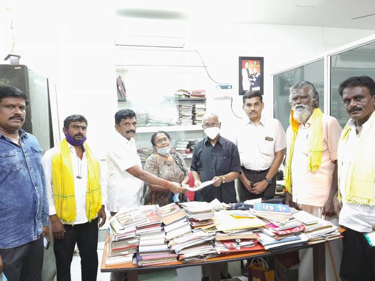 இடஒதுக்கீடு விவகாரத்தில் கட்சிகளின் ஆதரவுகேட்டு  சமூகநீதி கூட்டமைப்பினர் சந்திப்பு!