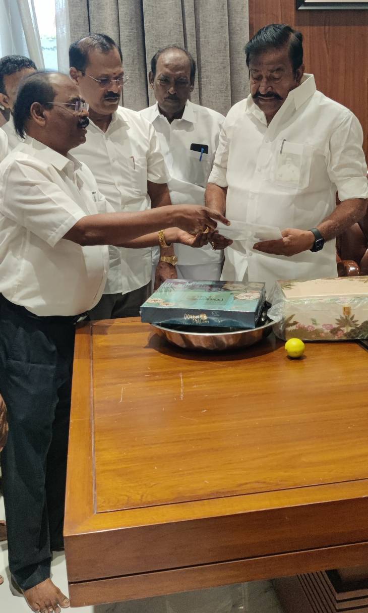 வாக்குறுதியை நிறைவேற்றினால் ஓட்டு இல்லையேல் வேட்டு - அமைச்சரிடம்  நிர்வாகிகள் கறார்!